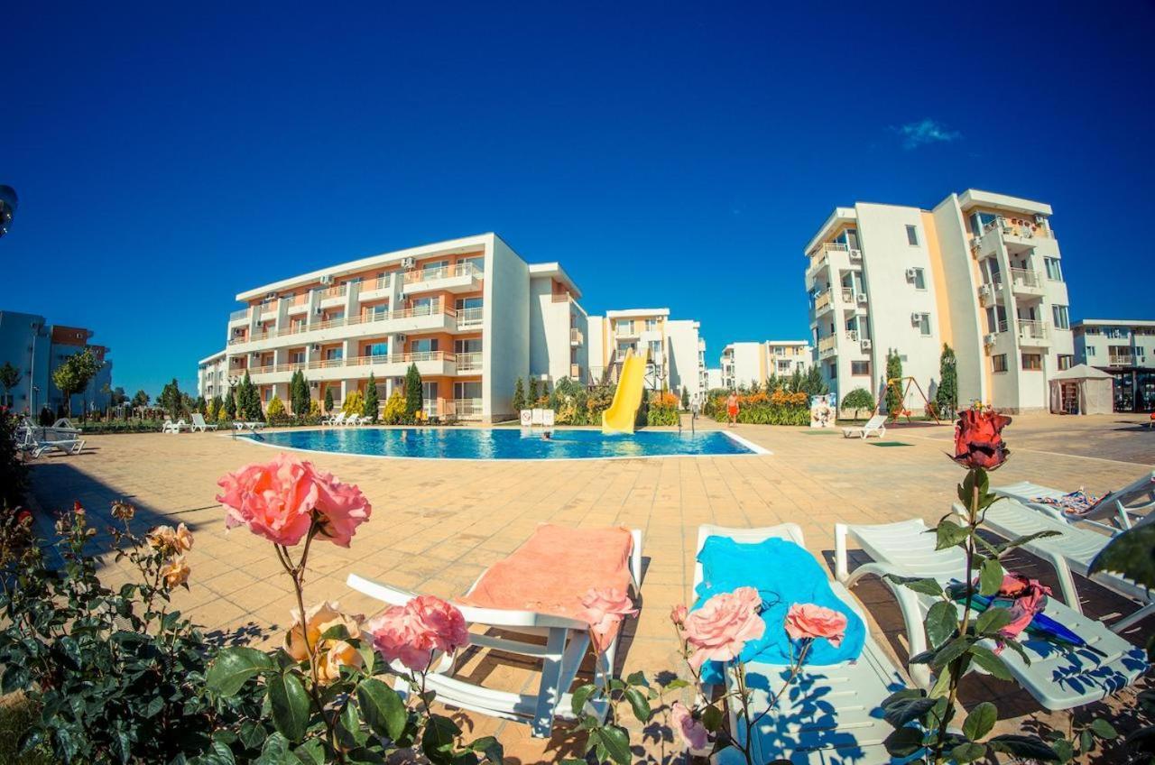 Nessebar Fort Club - Prestige Apartments 써니비치 외부 사진